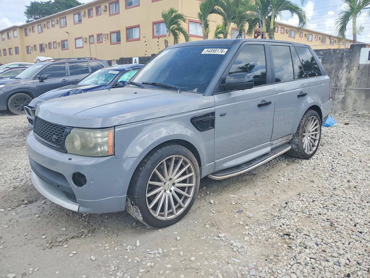 Salvage Land Rover Range Rover Image