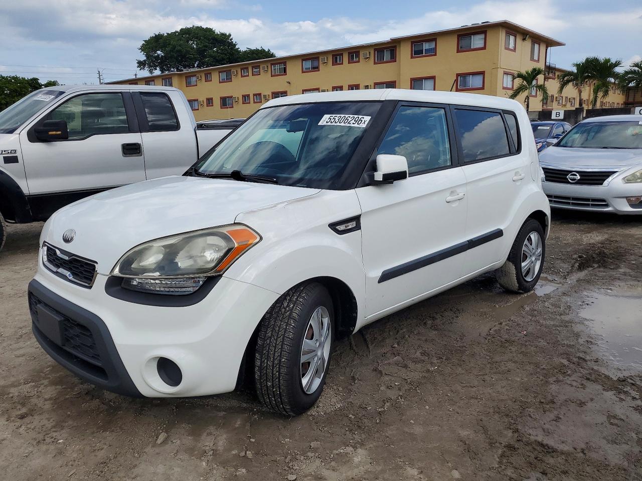Salvage Kia Soul Image
