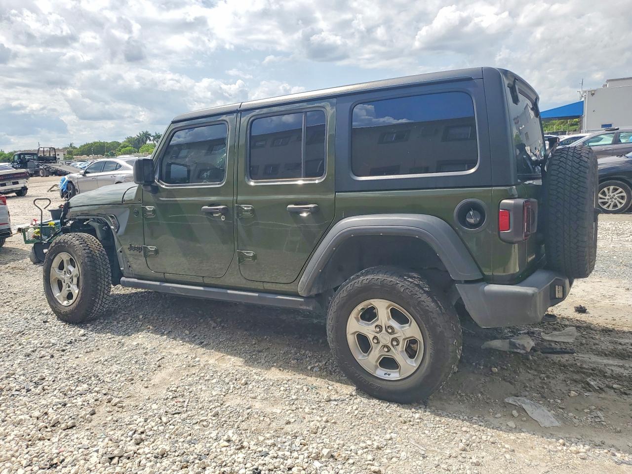 Jeep Wrangler Sahara