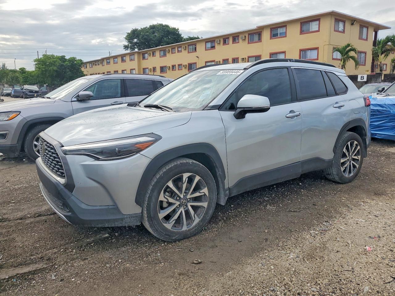Salvage Toyota Corolla Image