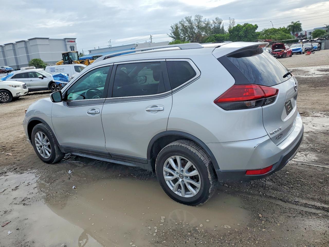 Nissan Rogue Sv