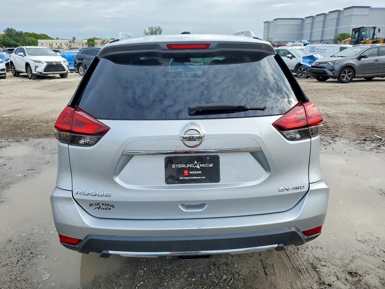 Nissan Rogue Sv