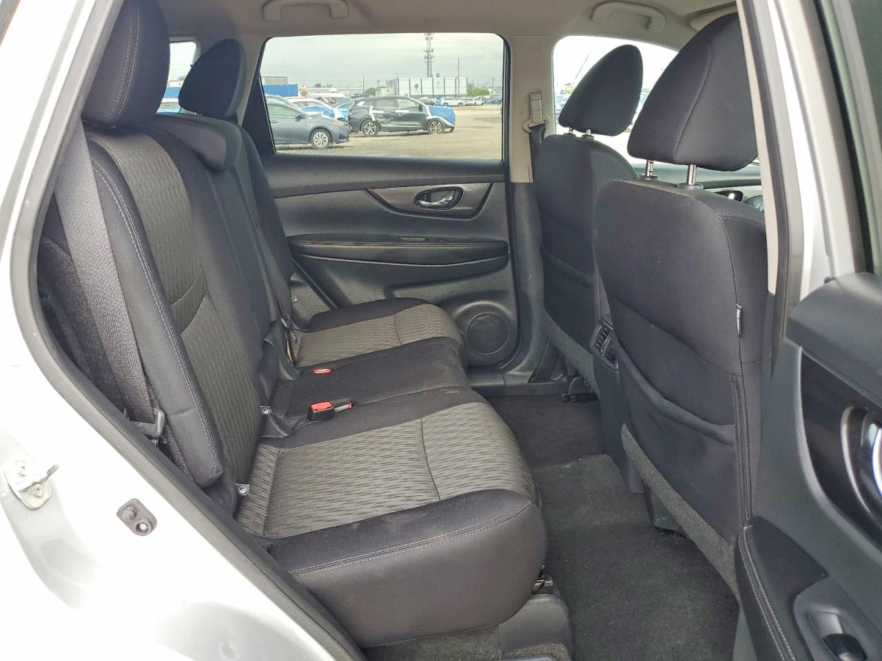 Nissan Rogue Sv