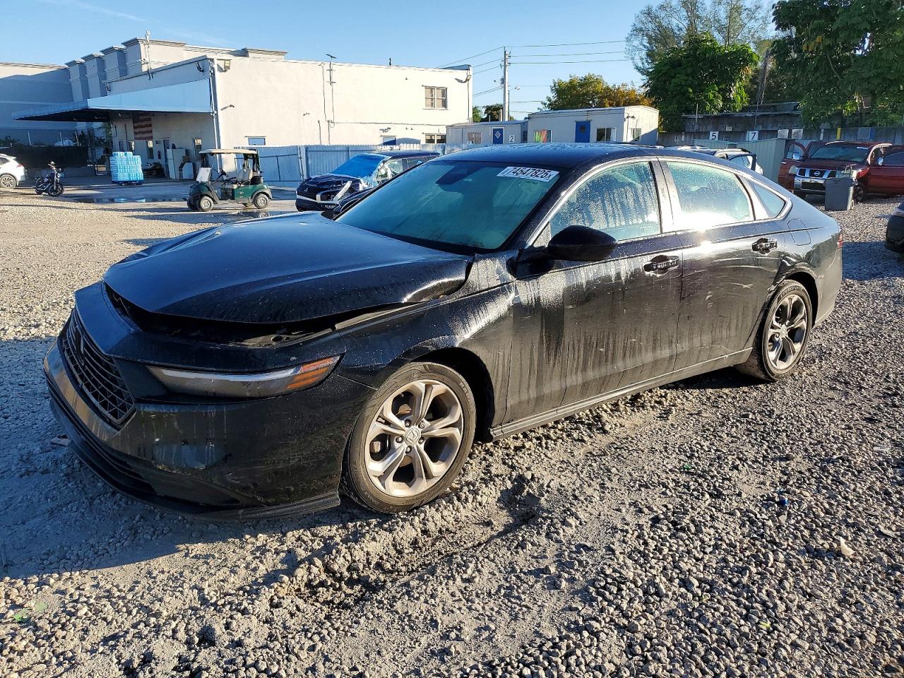 Salvage Honda Accord Image