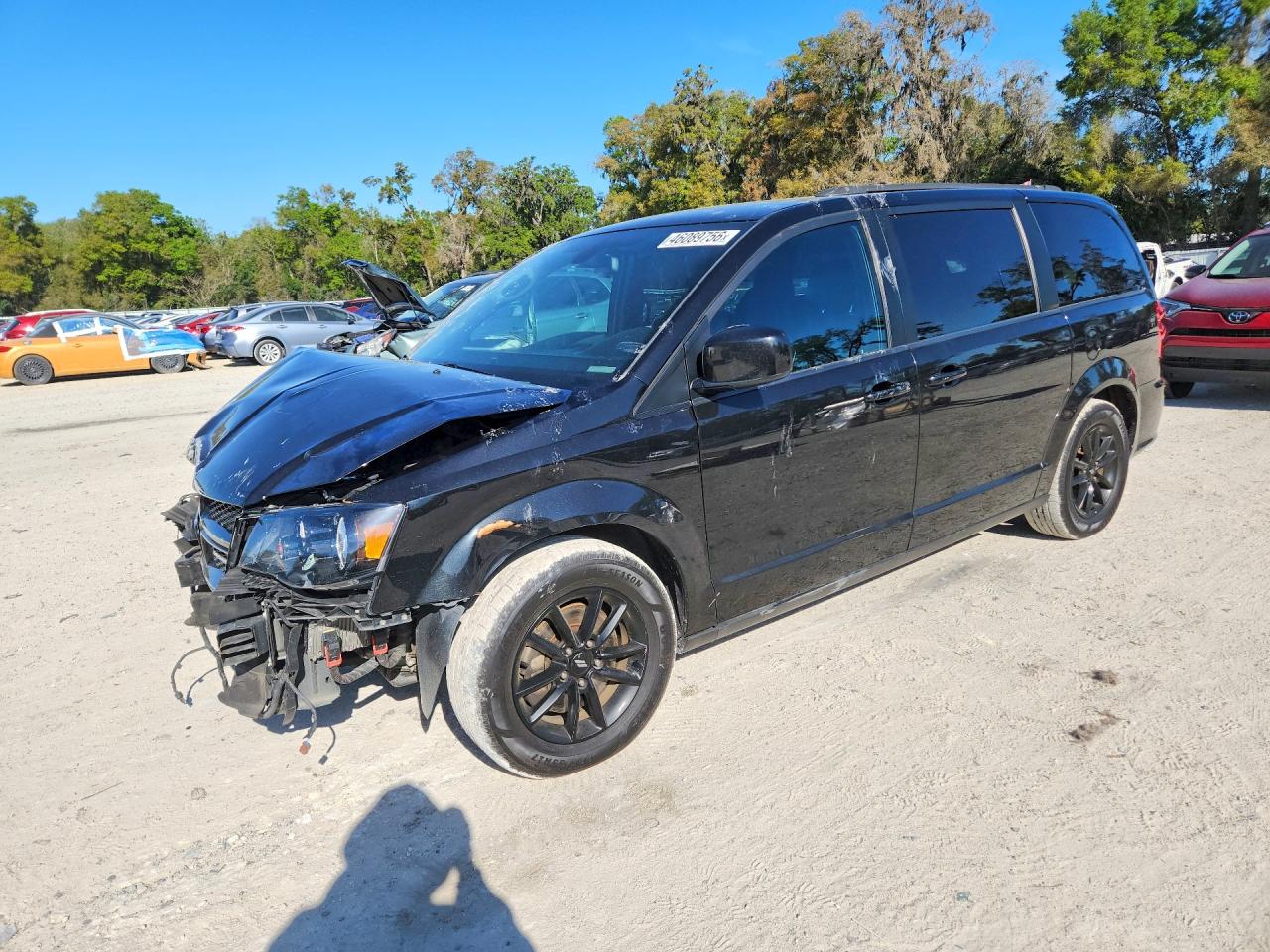 Salvage Dodge Caravan Image