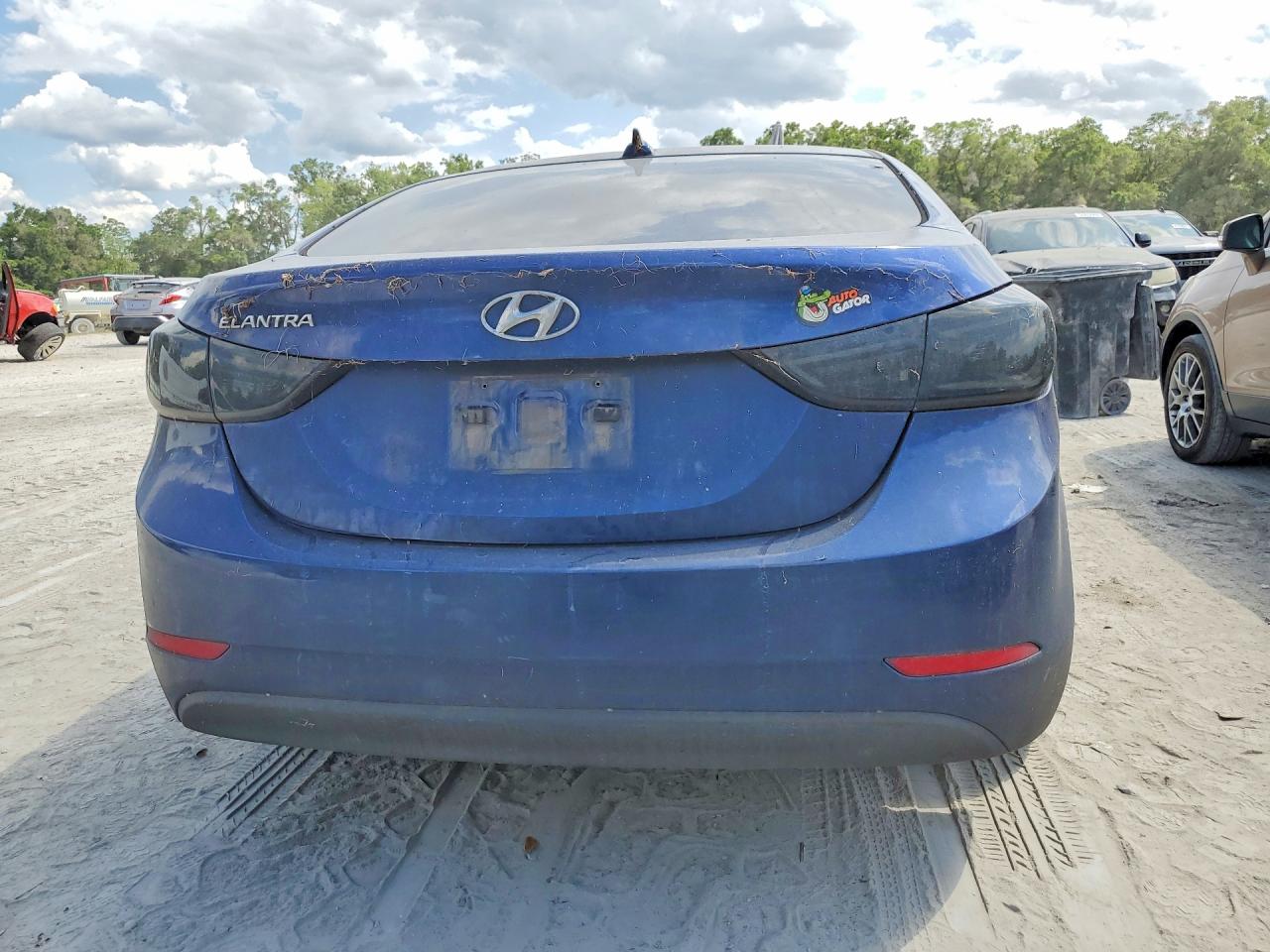 Hyundai ELANTRA Se