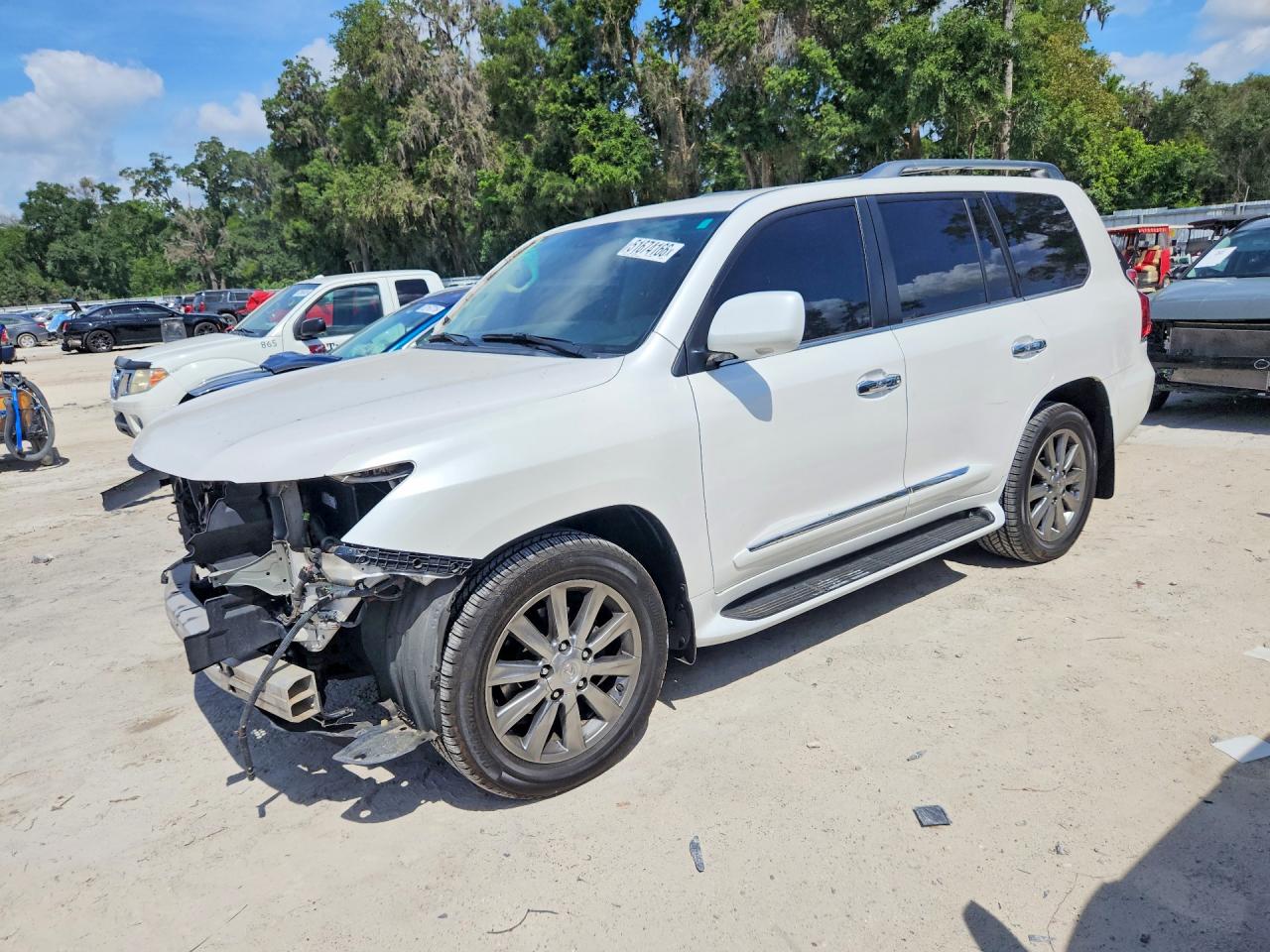 Salvage Lexus Lx570 Image