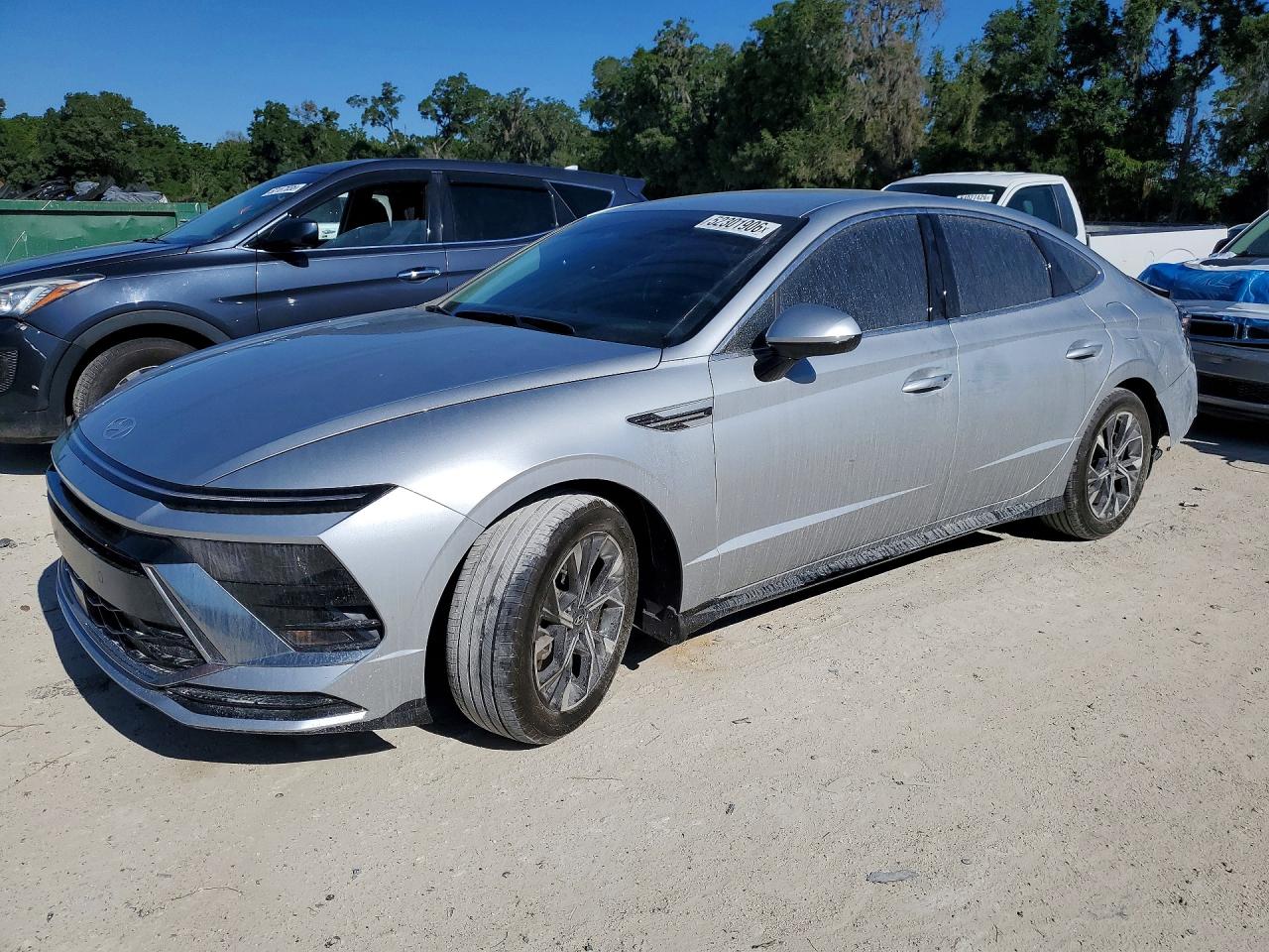 Salvage Hyundai SONATA Image