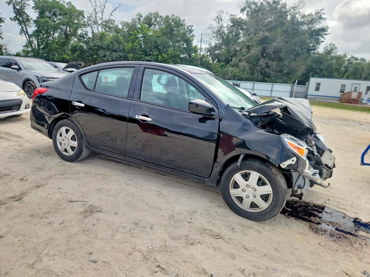 Nissan Versa Sv
