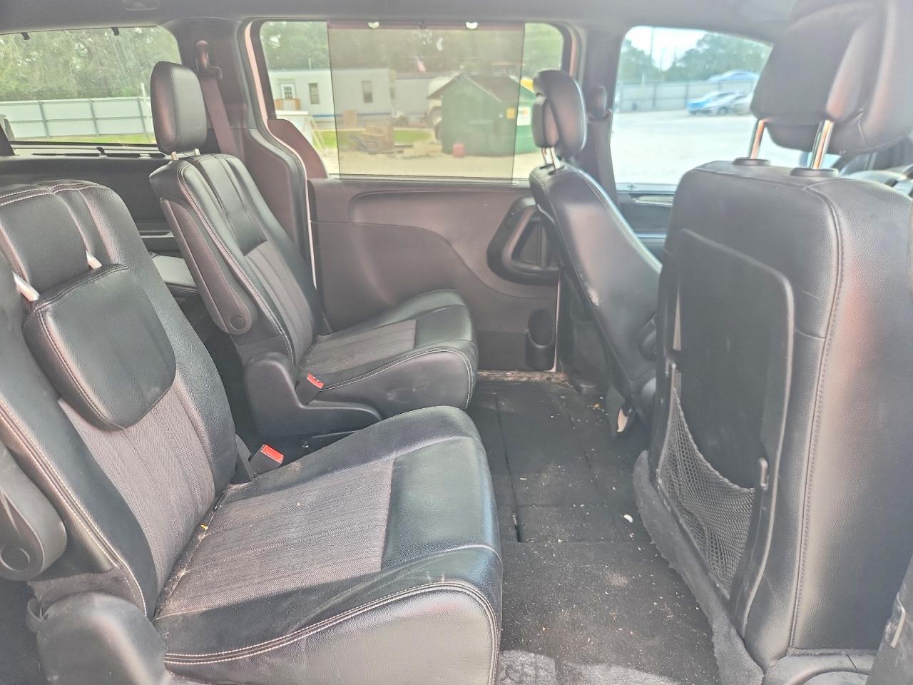 Chrysler Minivan S