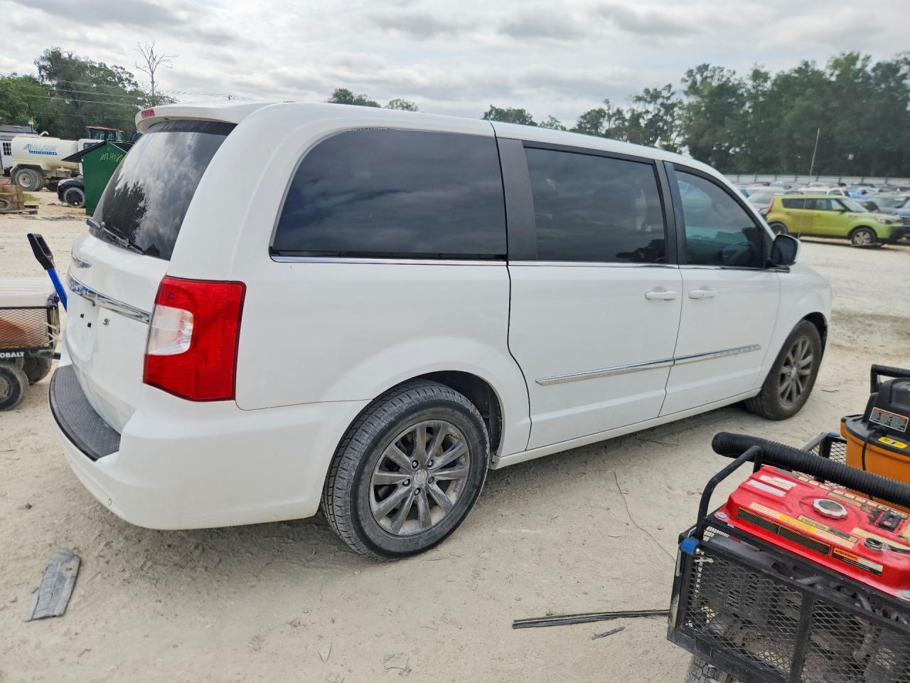 Chrysler Minivan S