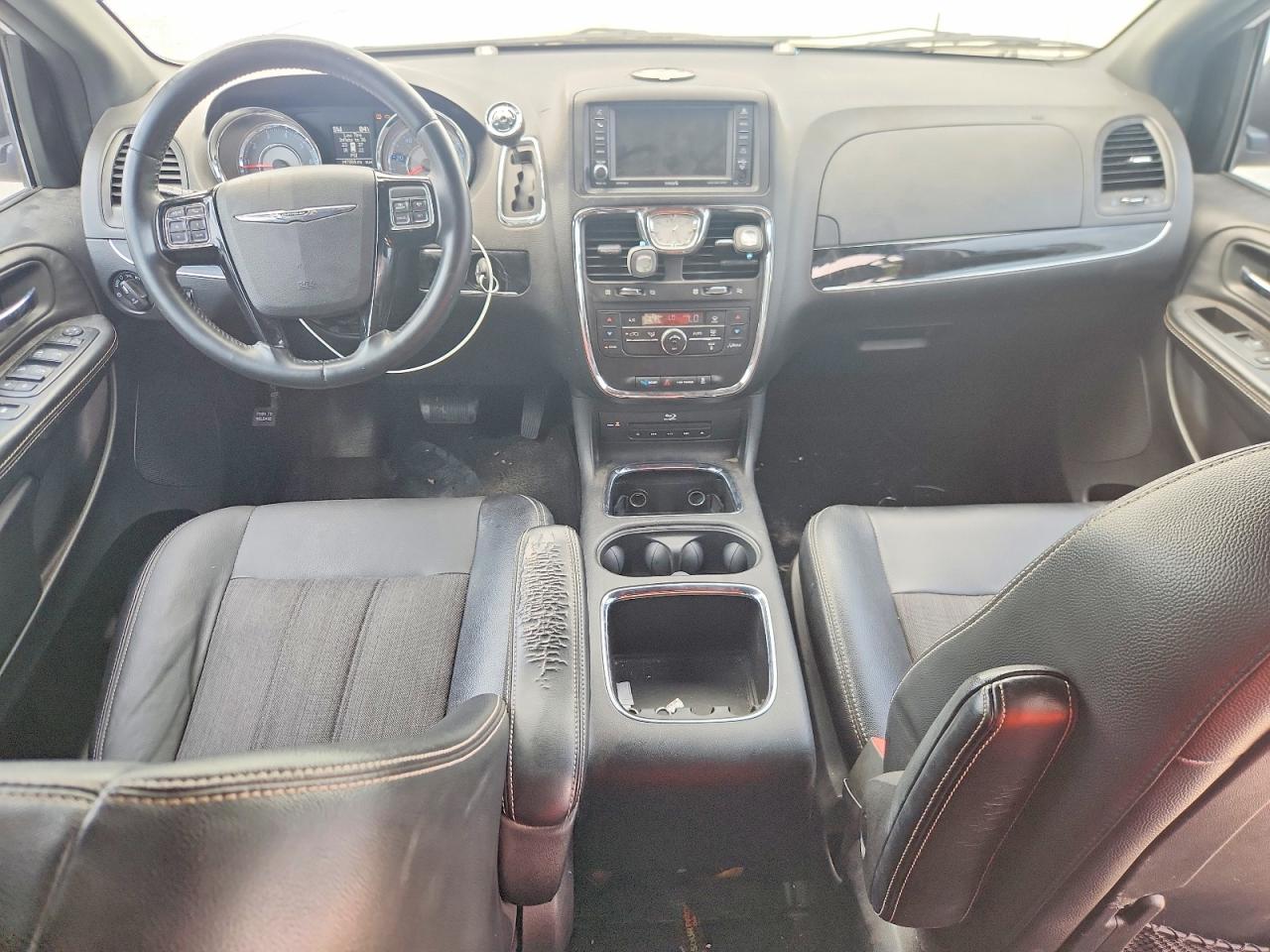 Chrysler Minivan S