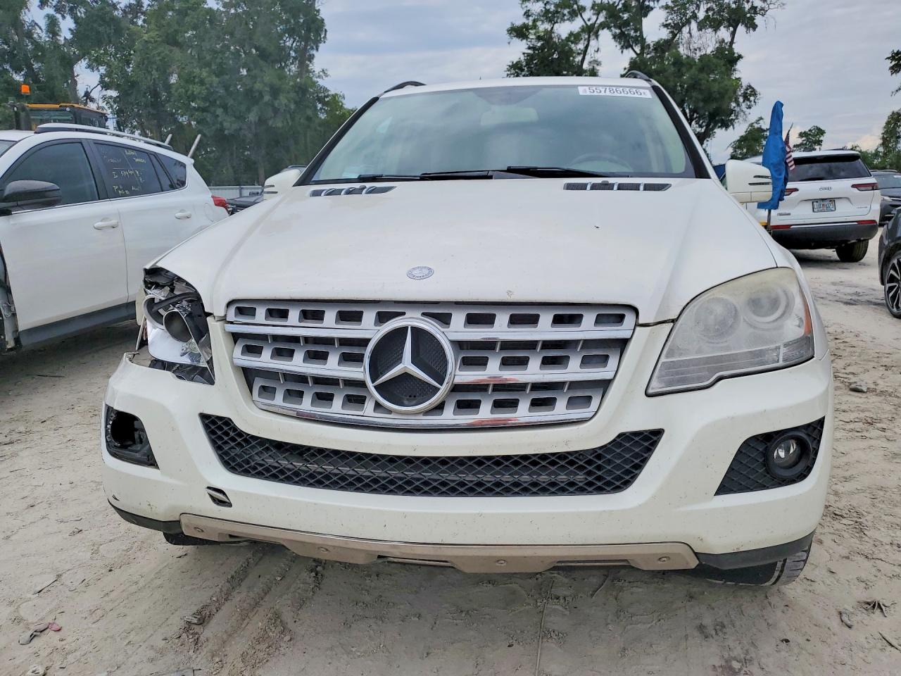 Mercedes-Benz M-Class 350