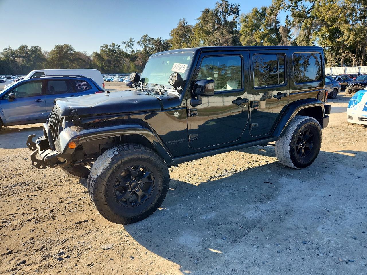 Salvage Jeep Wrangler Image