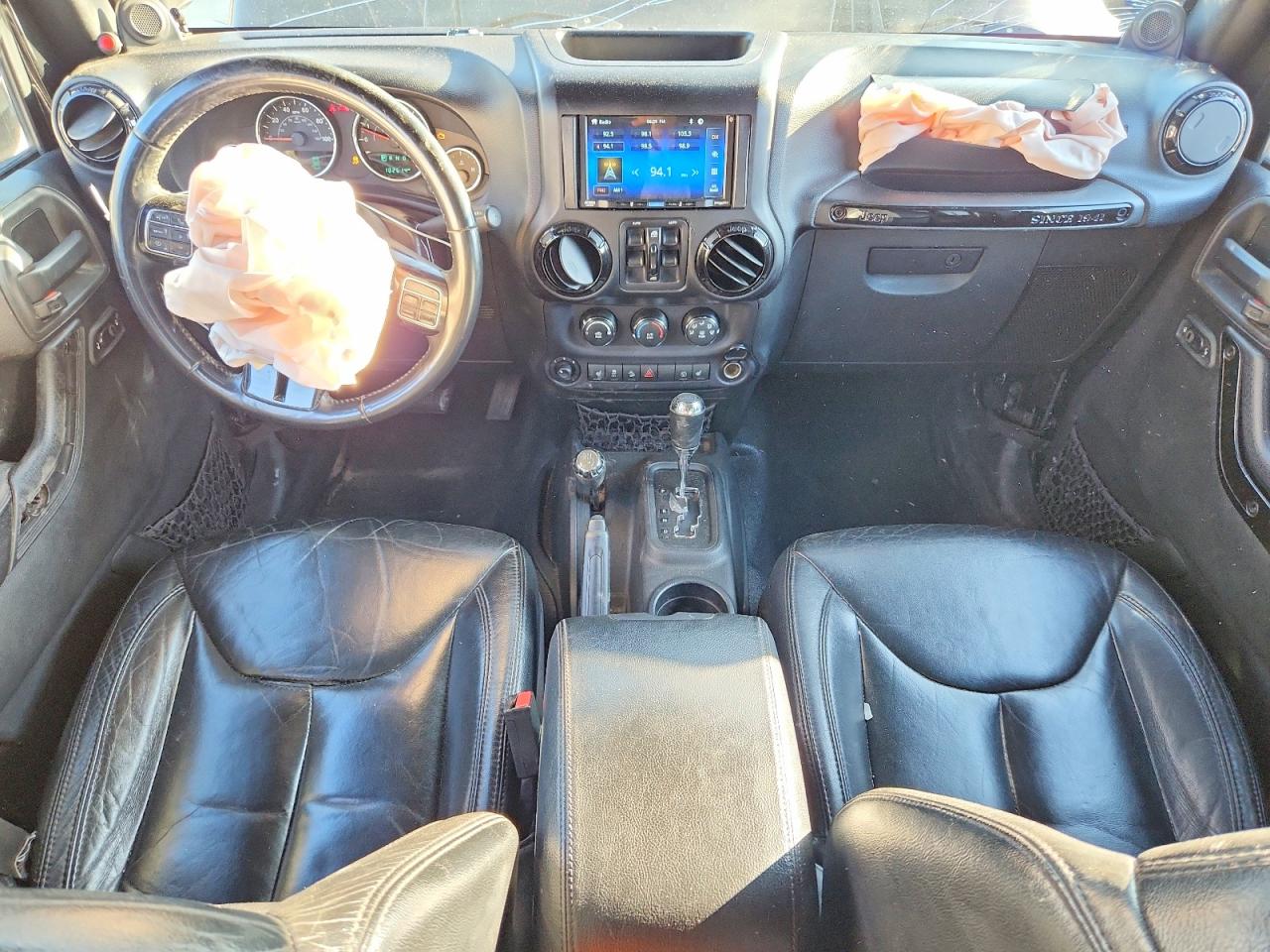 Jeep Wrangler Sahara