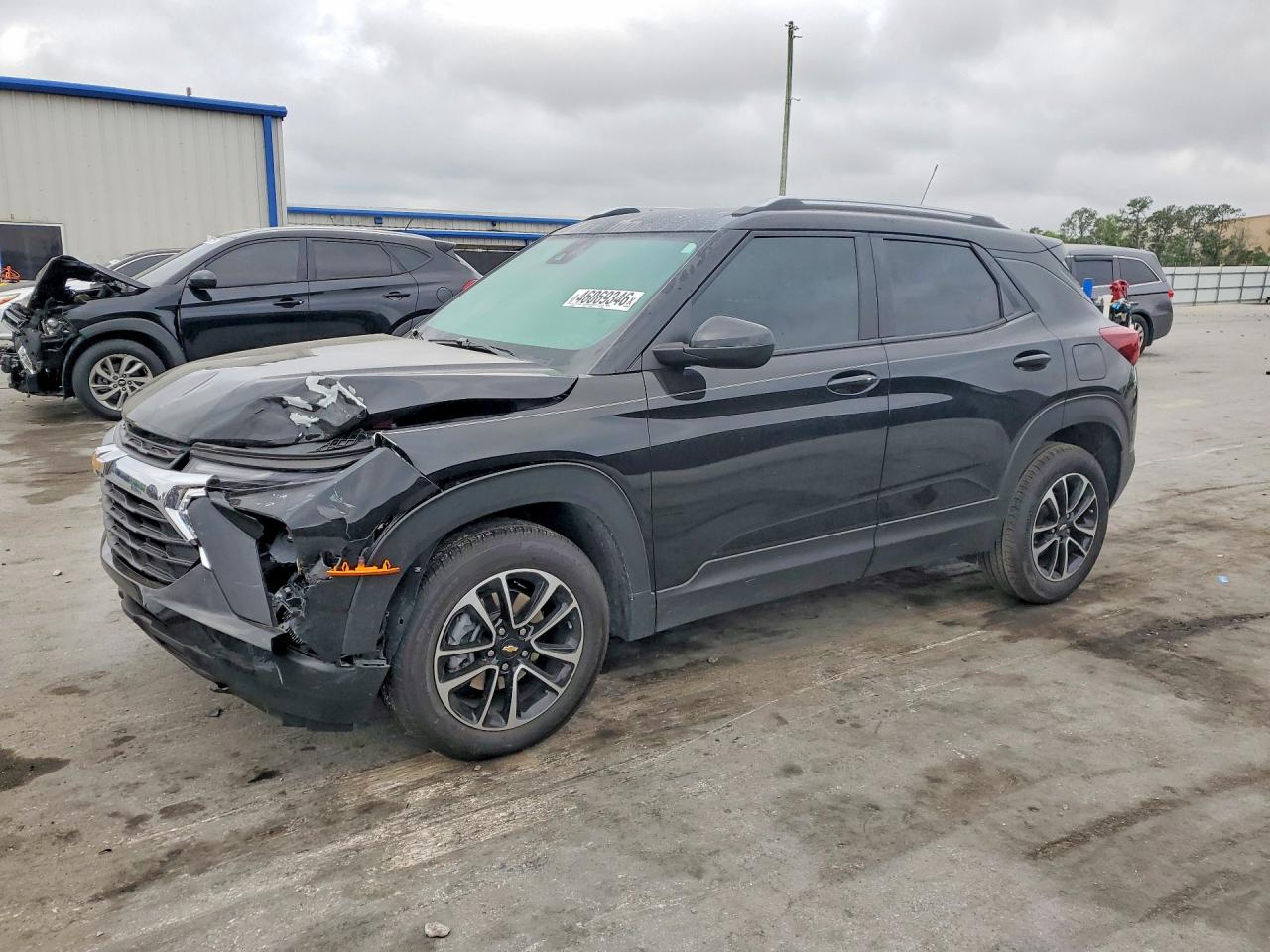 Salvage Chevrolet Trailblaze Image