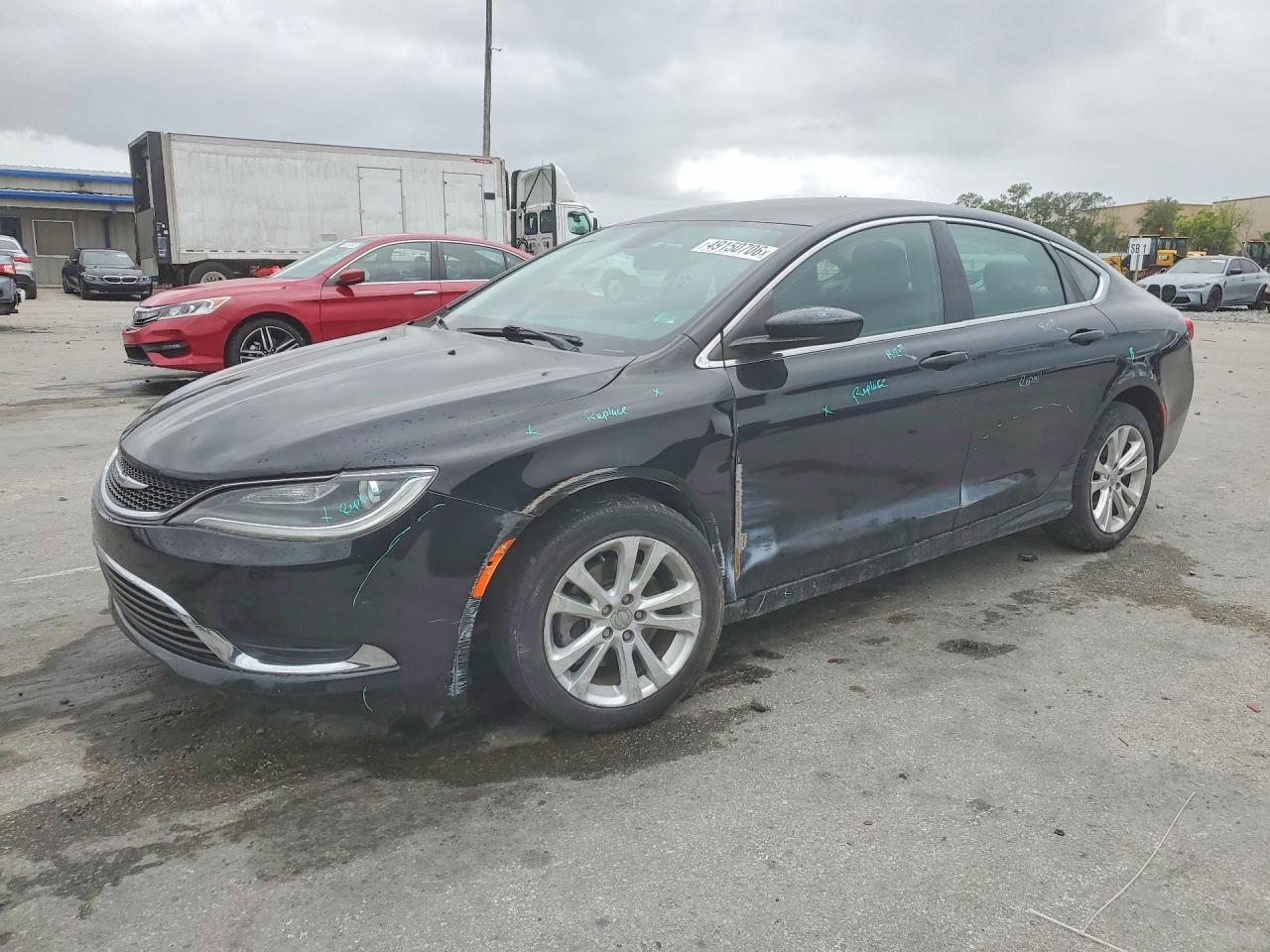 Salvage Chrysler 200 Image