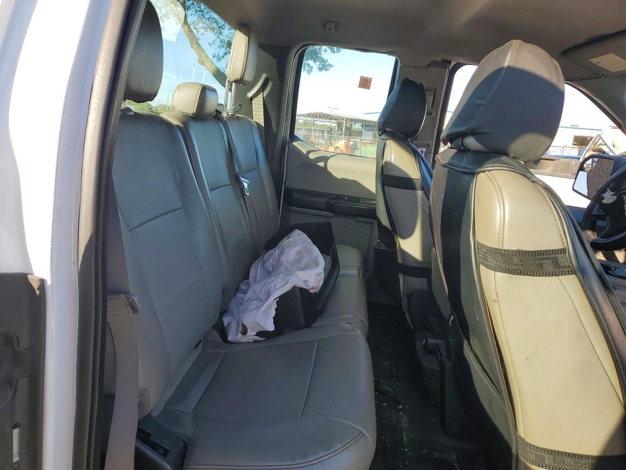 Ford F-150 Super Cab