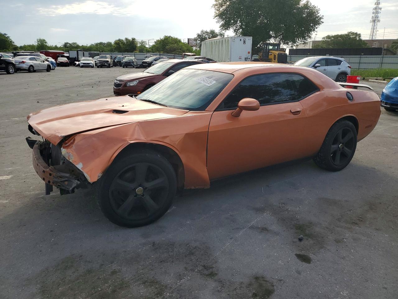 Salvage Dodge Challenger Image