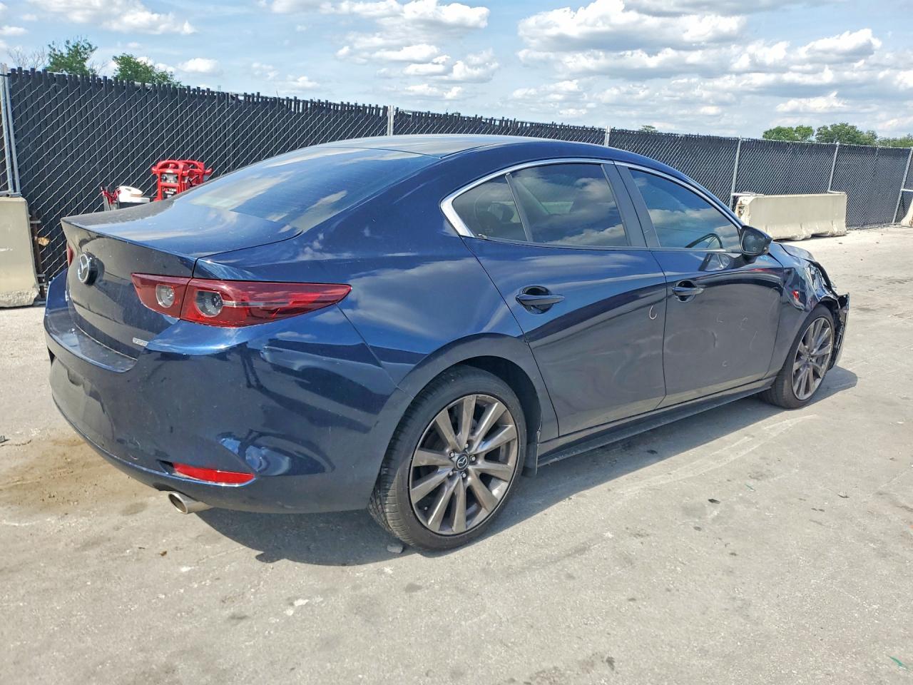 Mazda 3 Select
