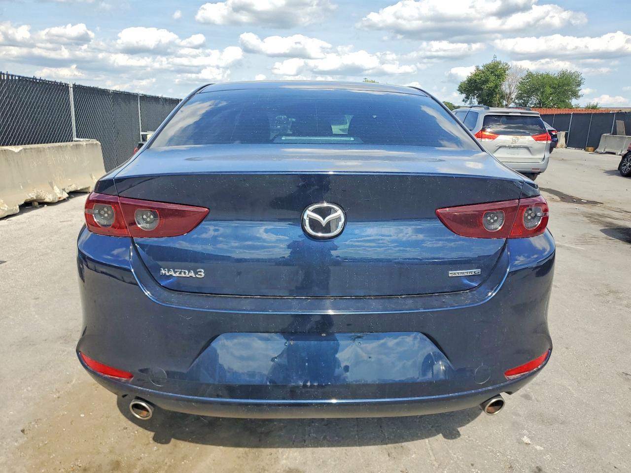 Mazda 3 Select