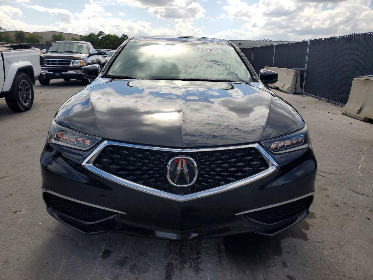 Acura TLX