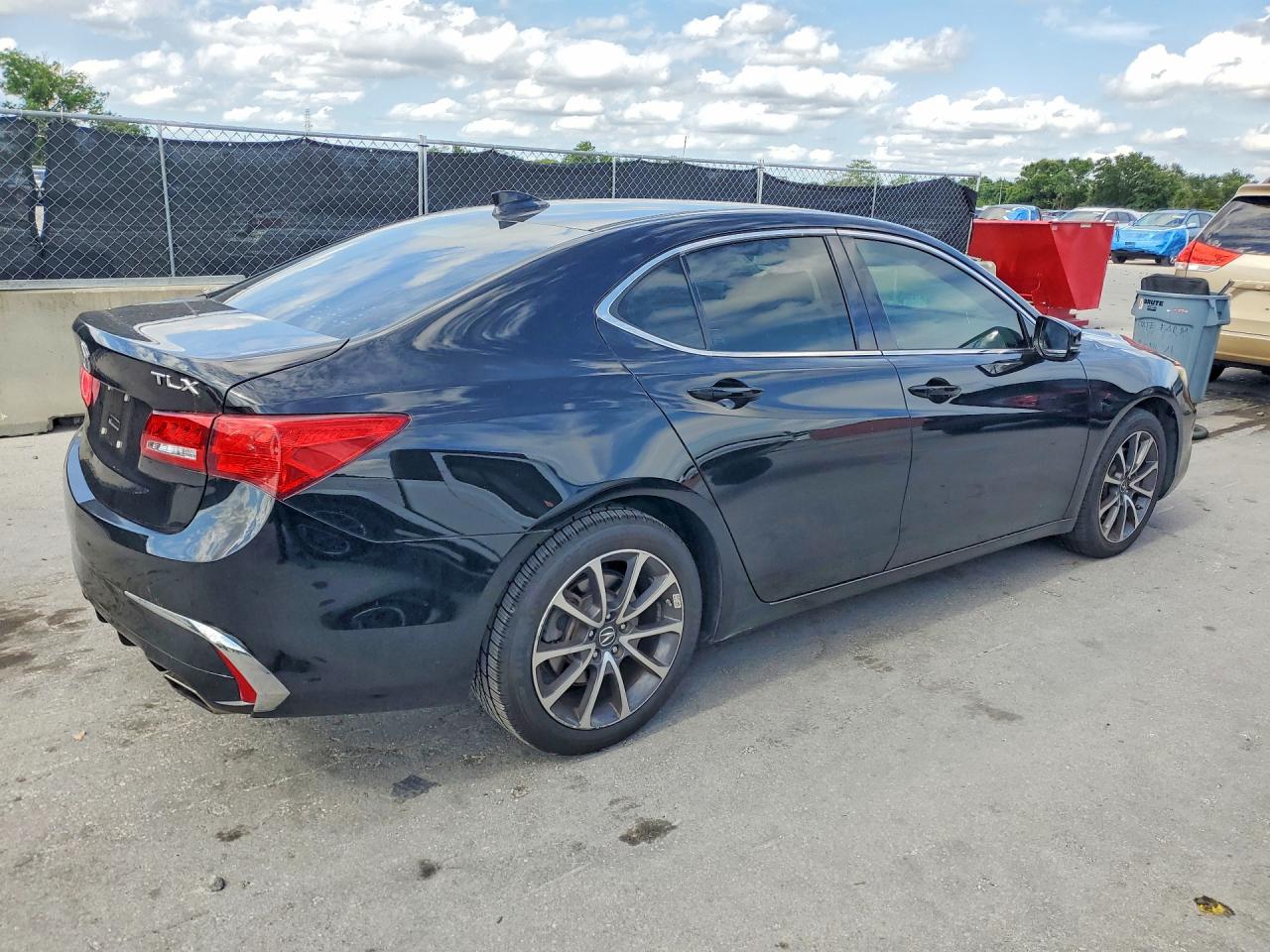 Acura TLX