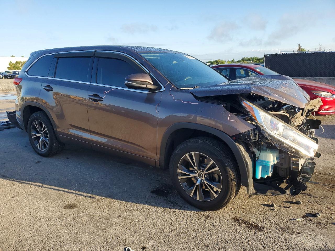 Toyota Highlander Le