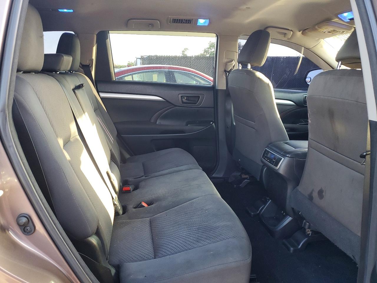 Toyota Highlander Le