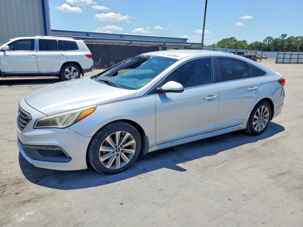 Salvage Hyundai SONATA Image