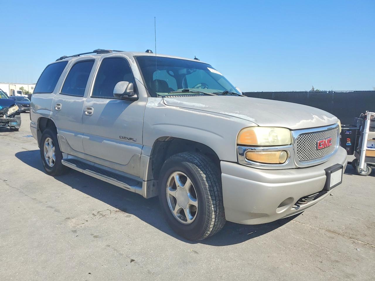GMC Yukon Denali