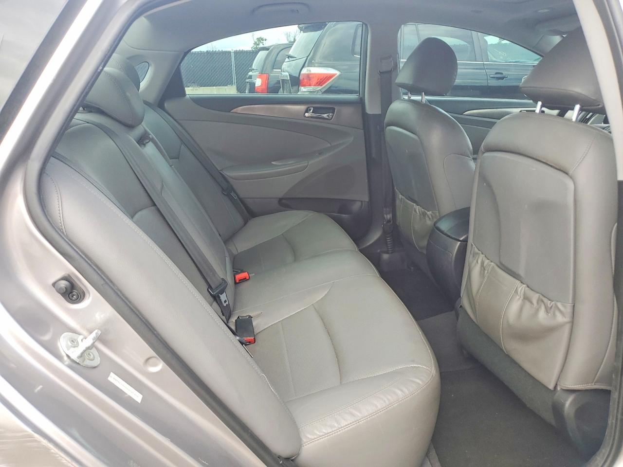 Hyundai SONATA Hybrid