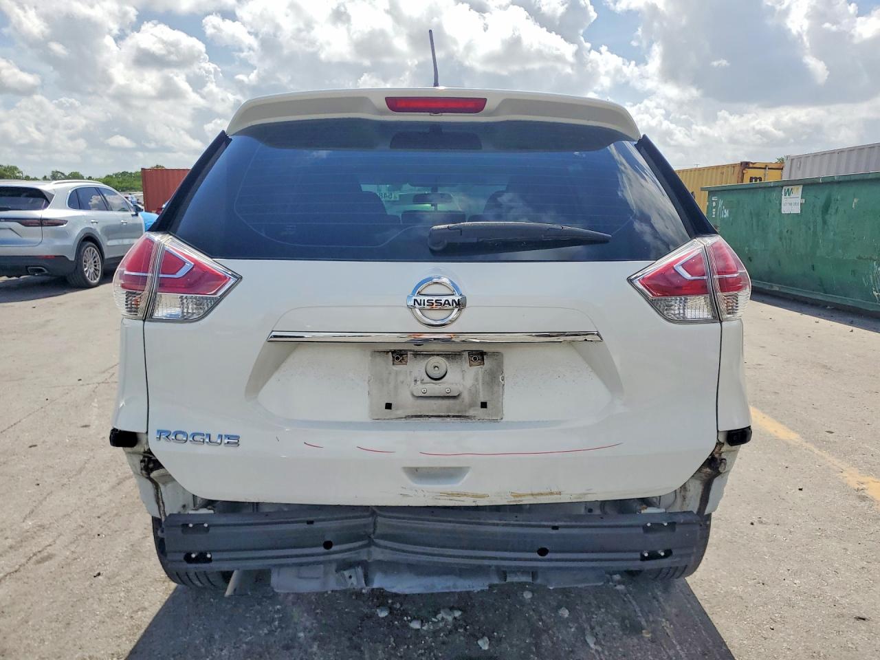 Nissan Rogue S