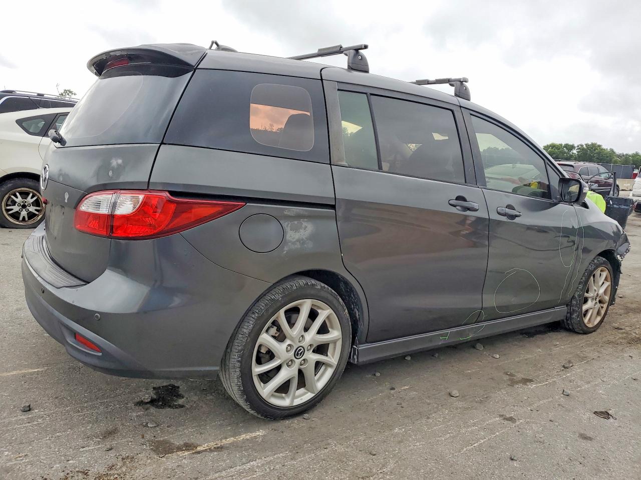 Mazda 5