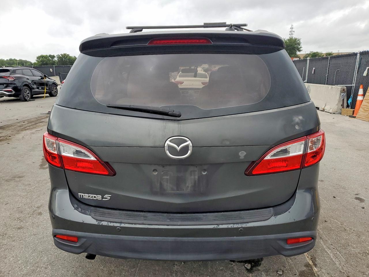 Mazda 5