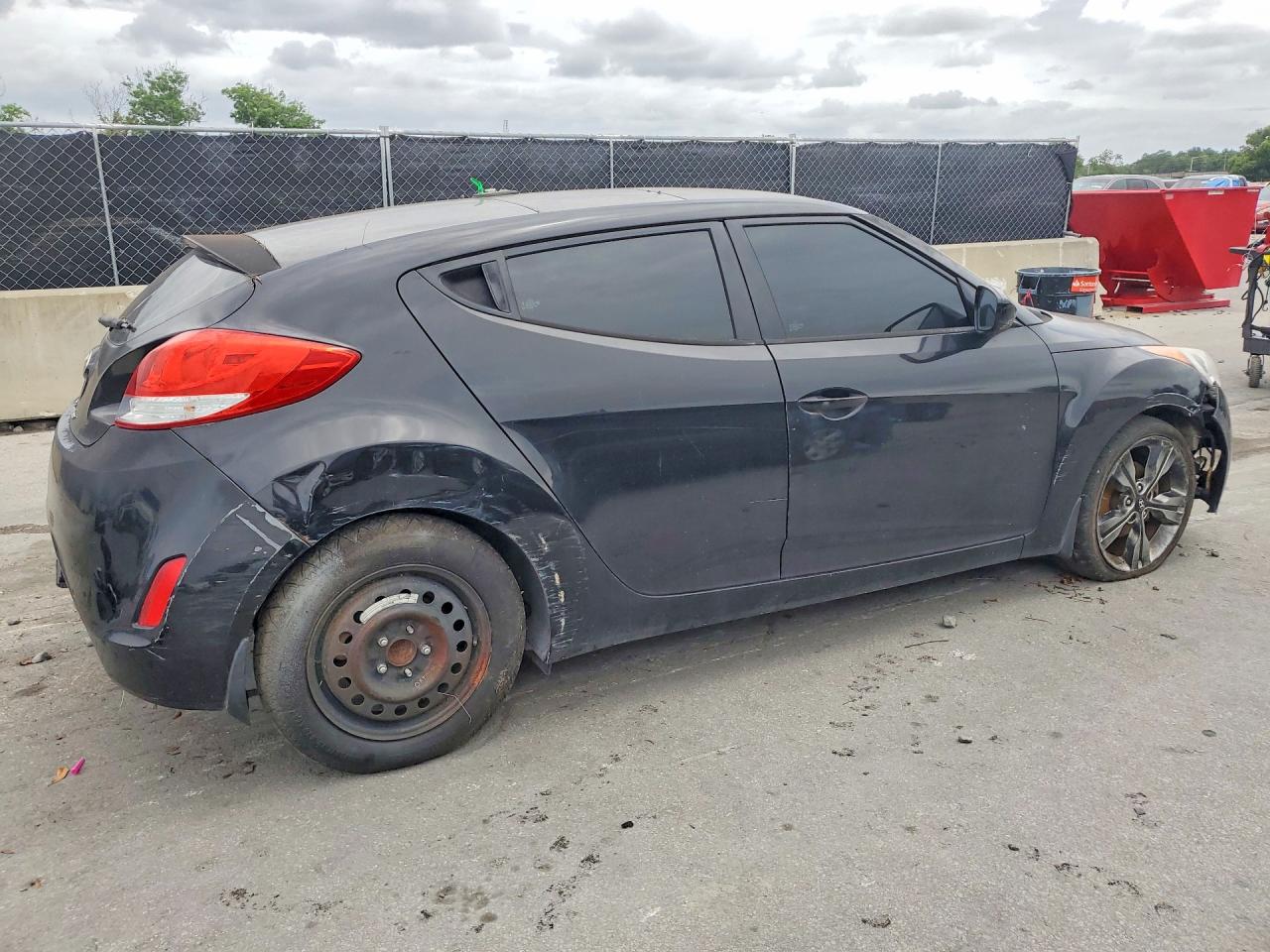Hyundai Veloster V Value Edition