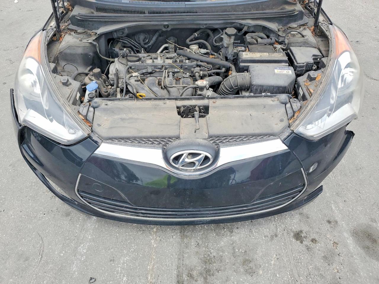 Hyundai Veloster V Value Edition