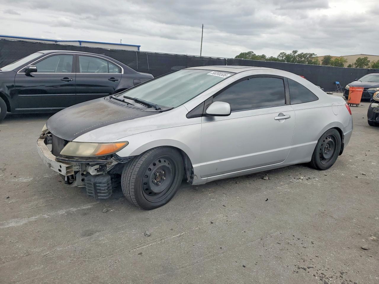 Salvage Honda Civic Image