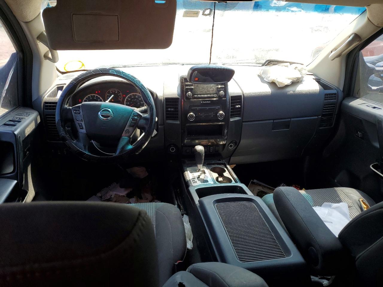 Nissan Titan