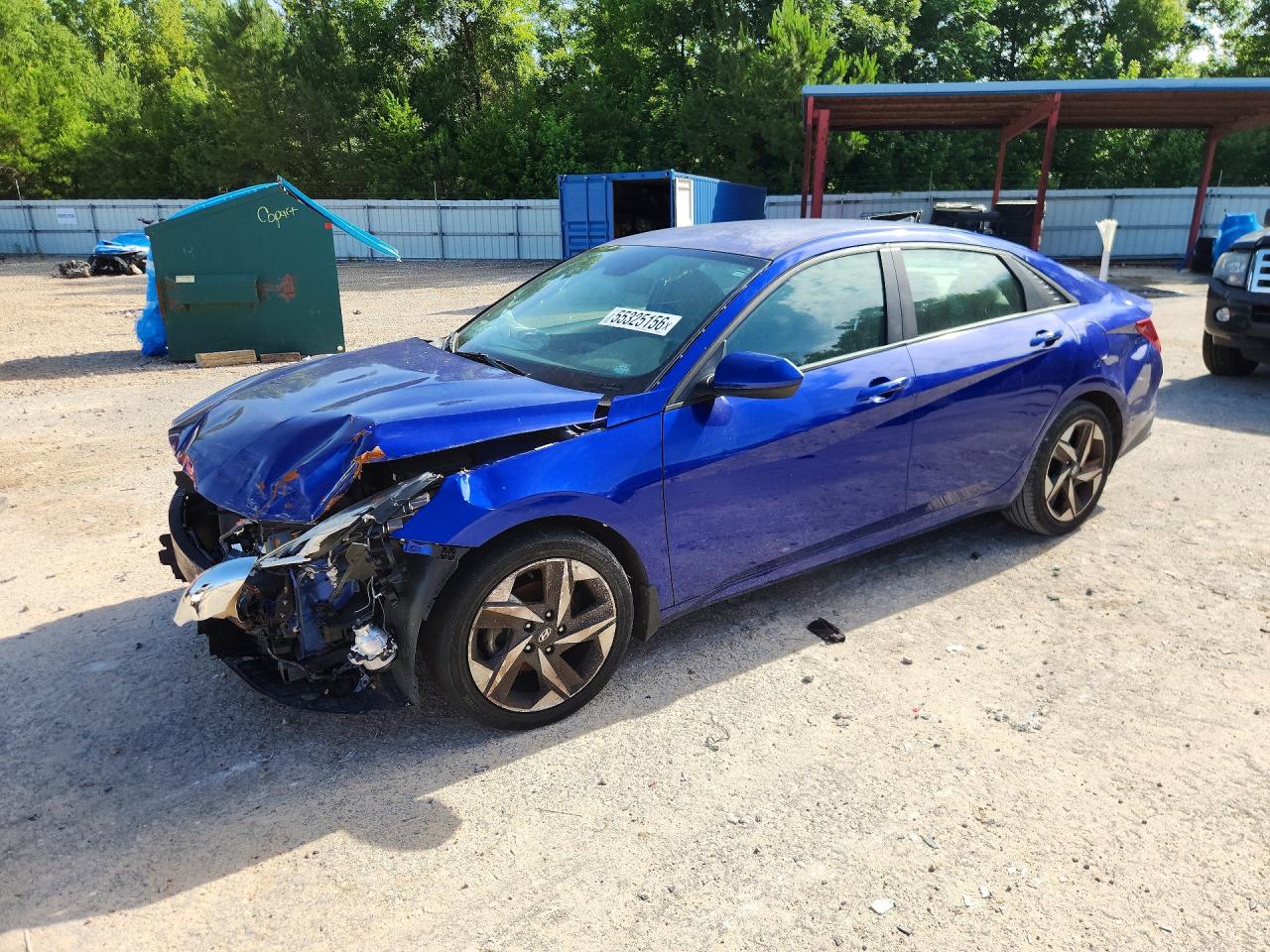 Salvage Hyundai ELANTRA Image