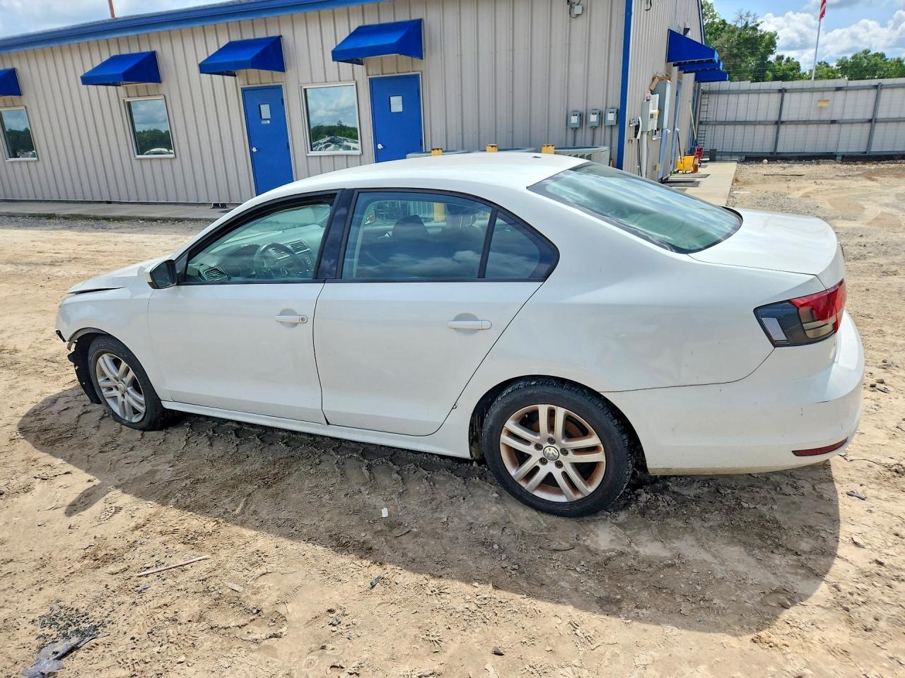 Volkswagen Jetta S