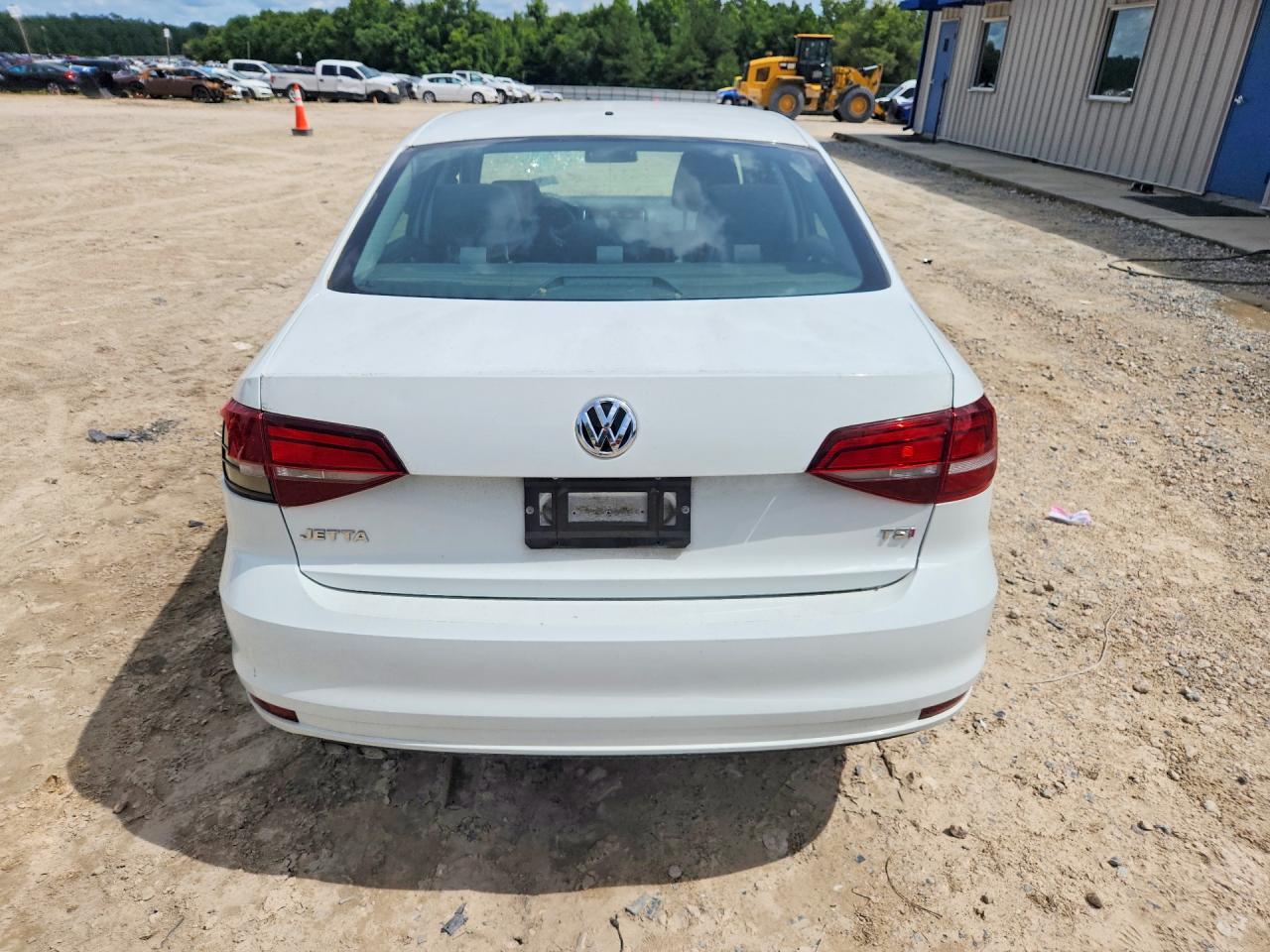 Volkswagen Jetta S
