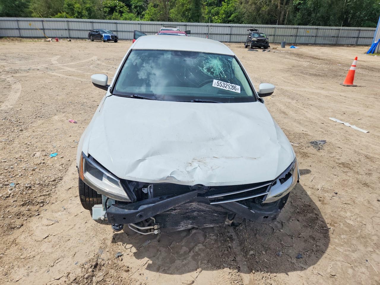 Volkswagen Jetta S