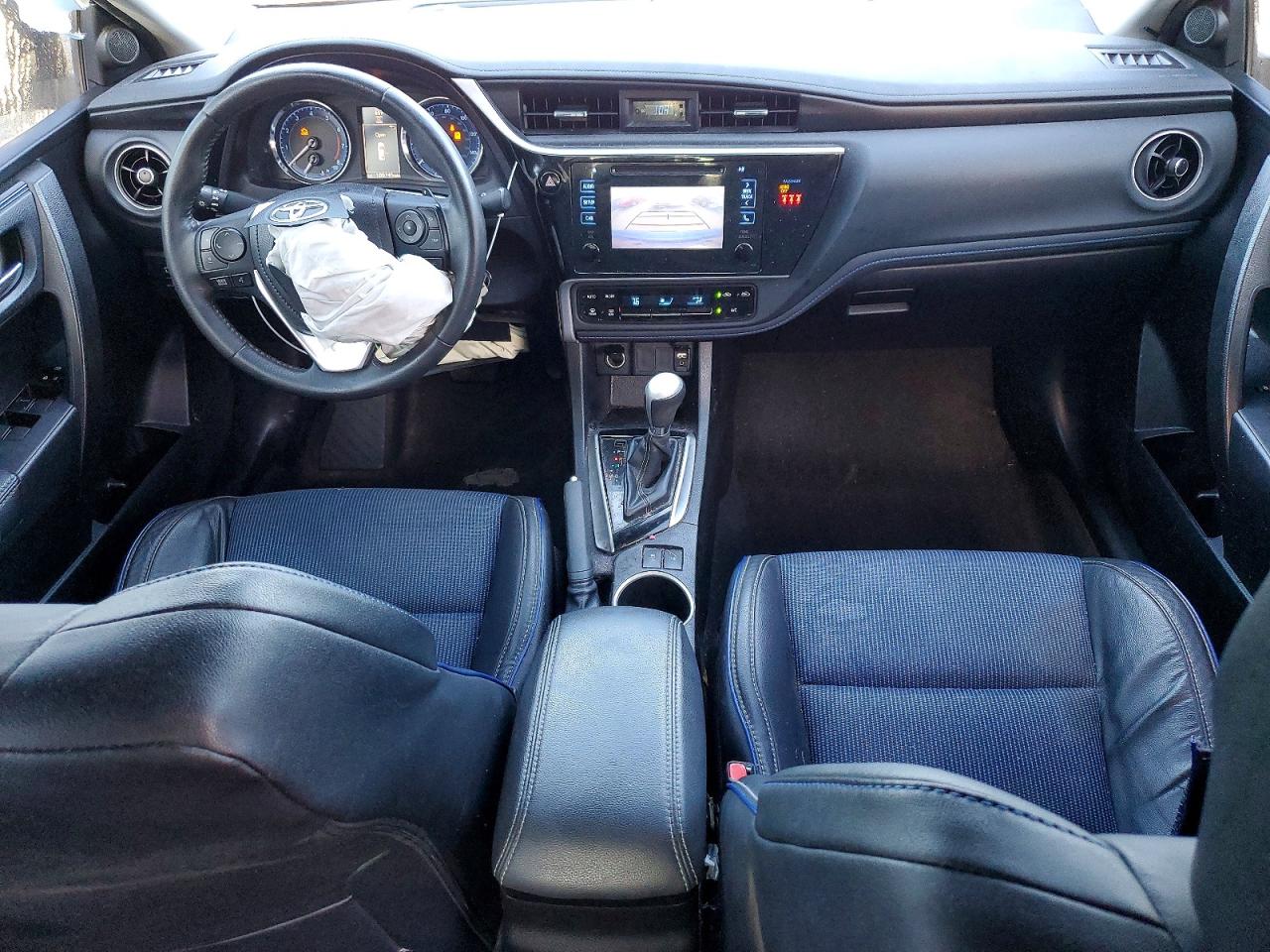 Toyota Corolla Se
