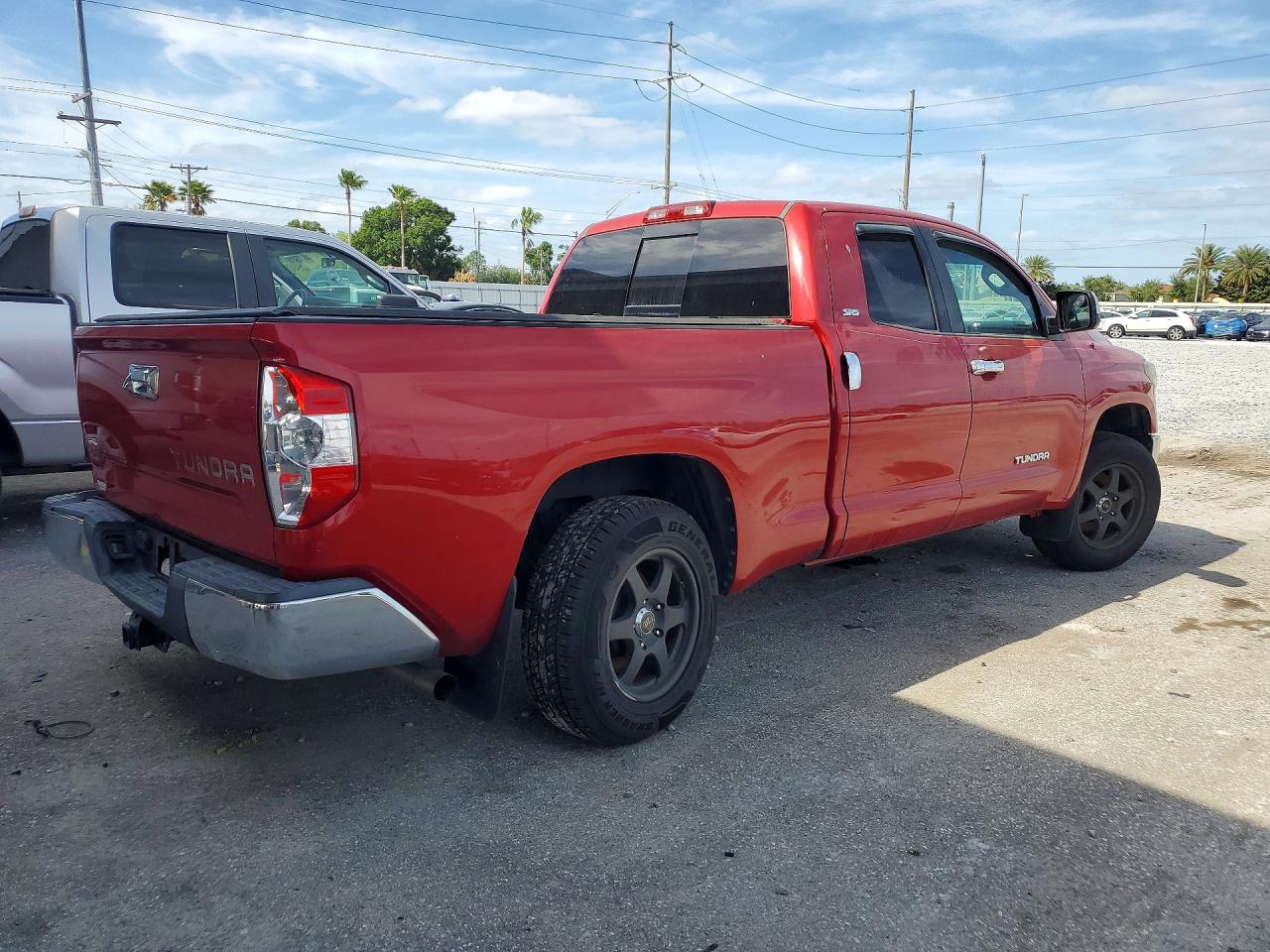 Toyota Tundra Sr5
