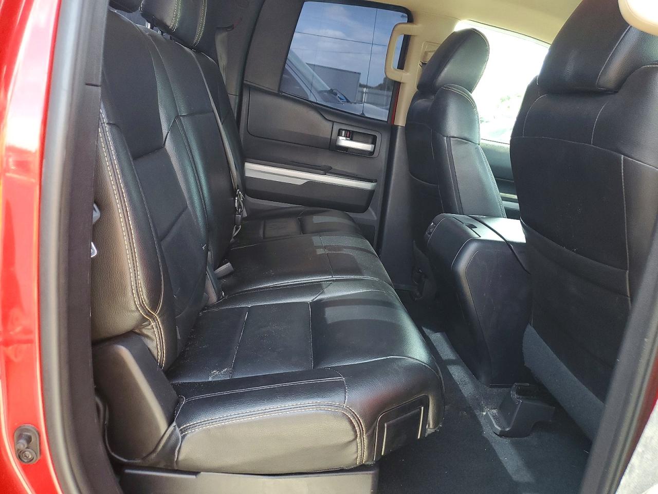 Toyota Tundra Sr5