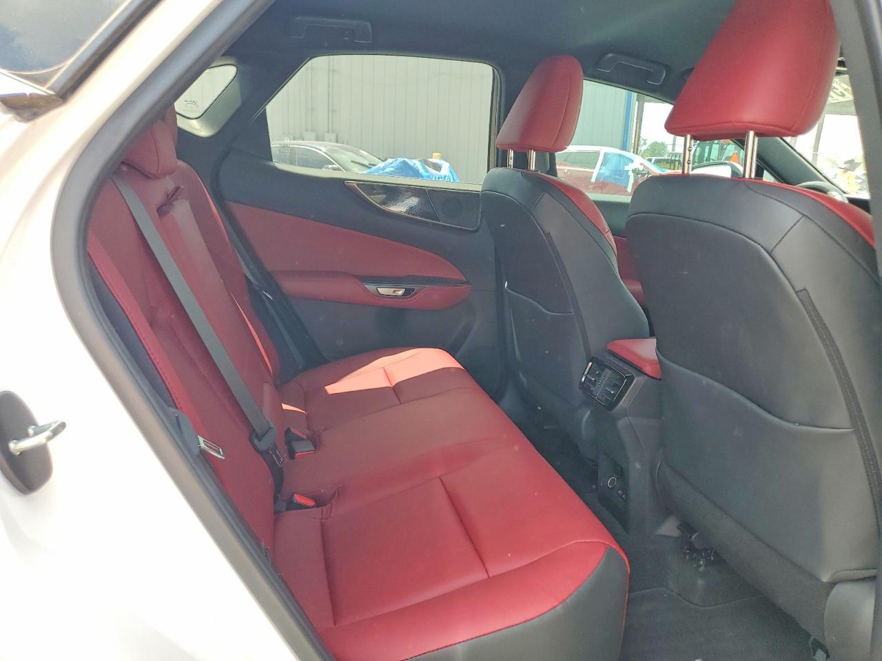 Lexus NX Base