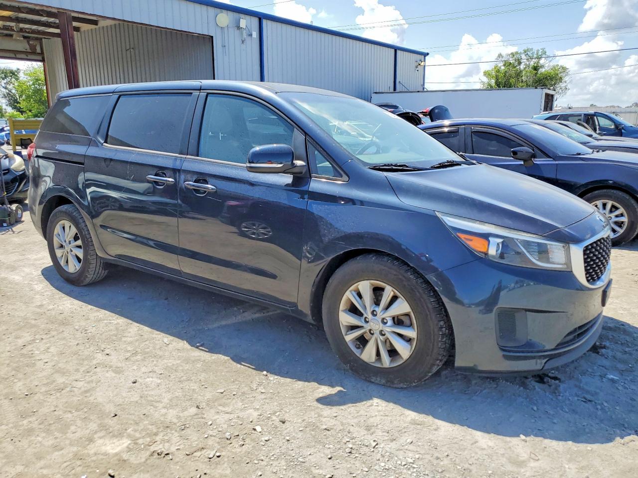 Kia Sedona Lx