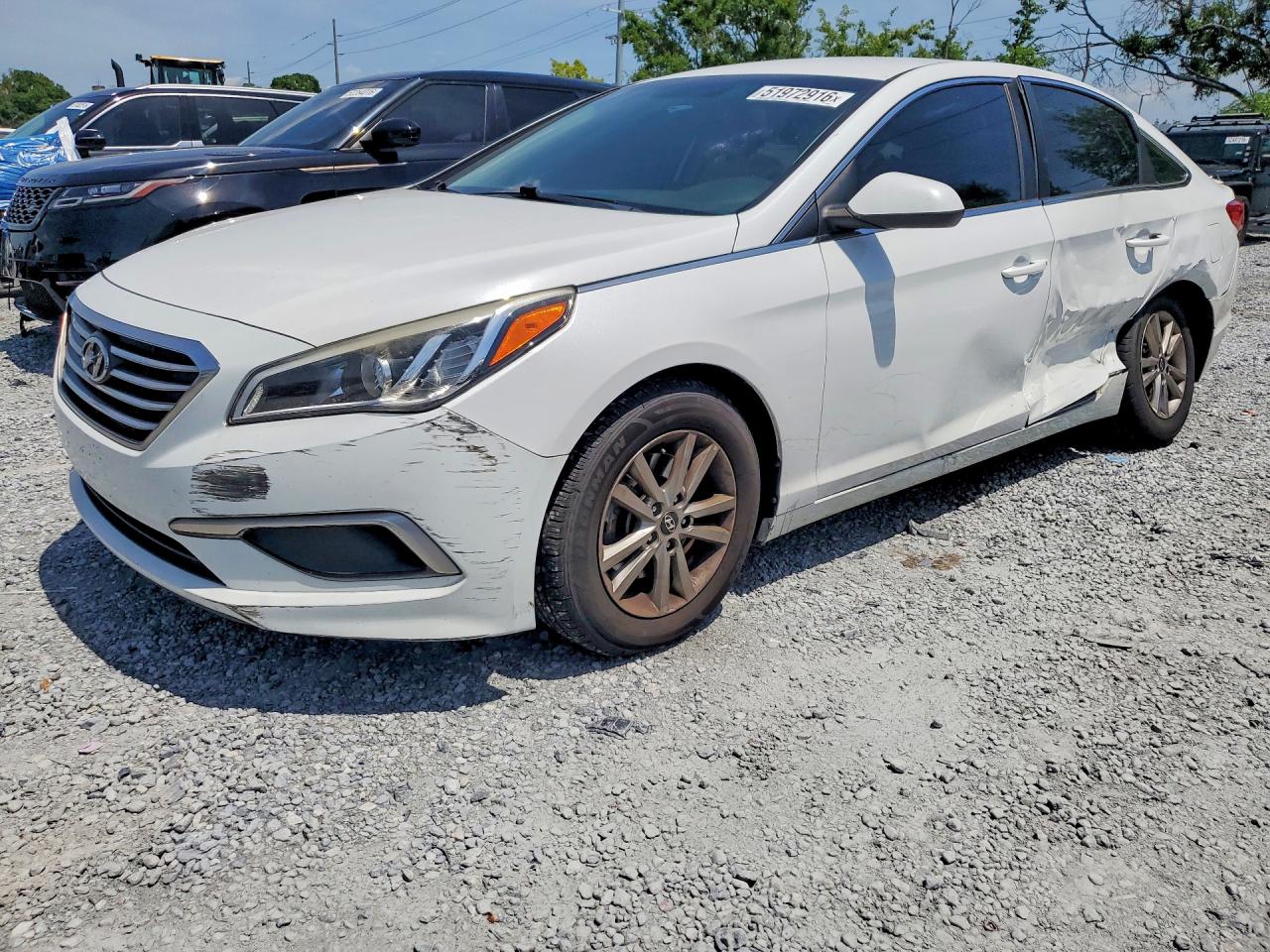 Salvage Hyundai SONATA Image