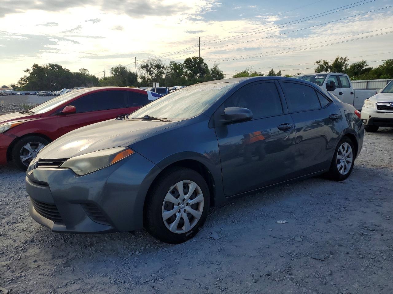 Salvage Toyota Corolla Image
